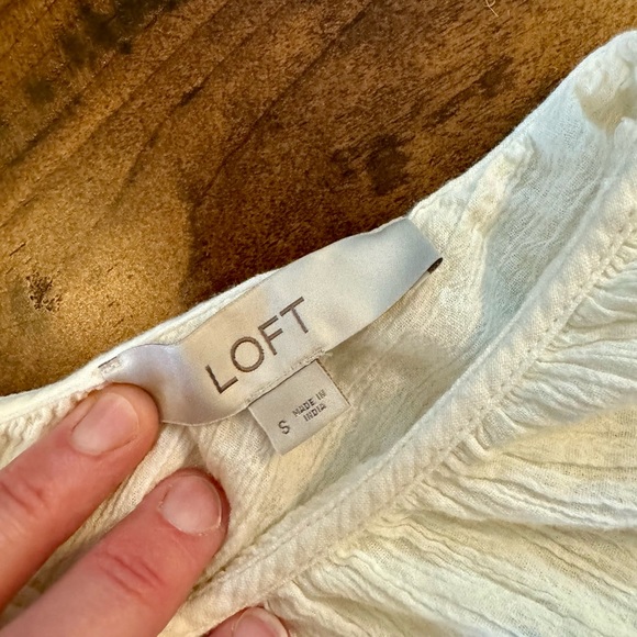 Loft Blouse - Small - Picture 3 of 3